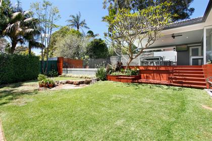 paragon-drive-north-rocks-garden