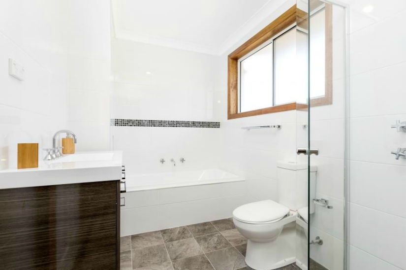 Wilberforce house renovation and extension by Hannon Constructions - Bathroom